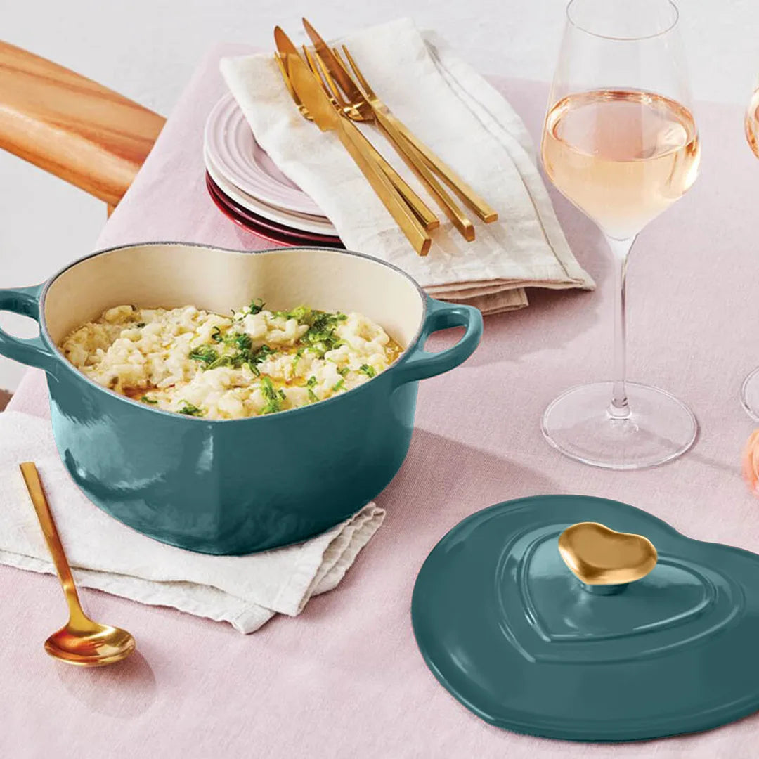 Gourmetific™ Heart-Shaped Cast Iron Pot