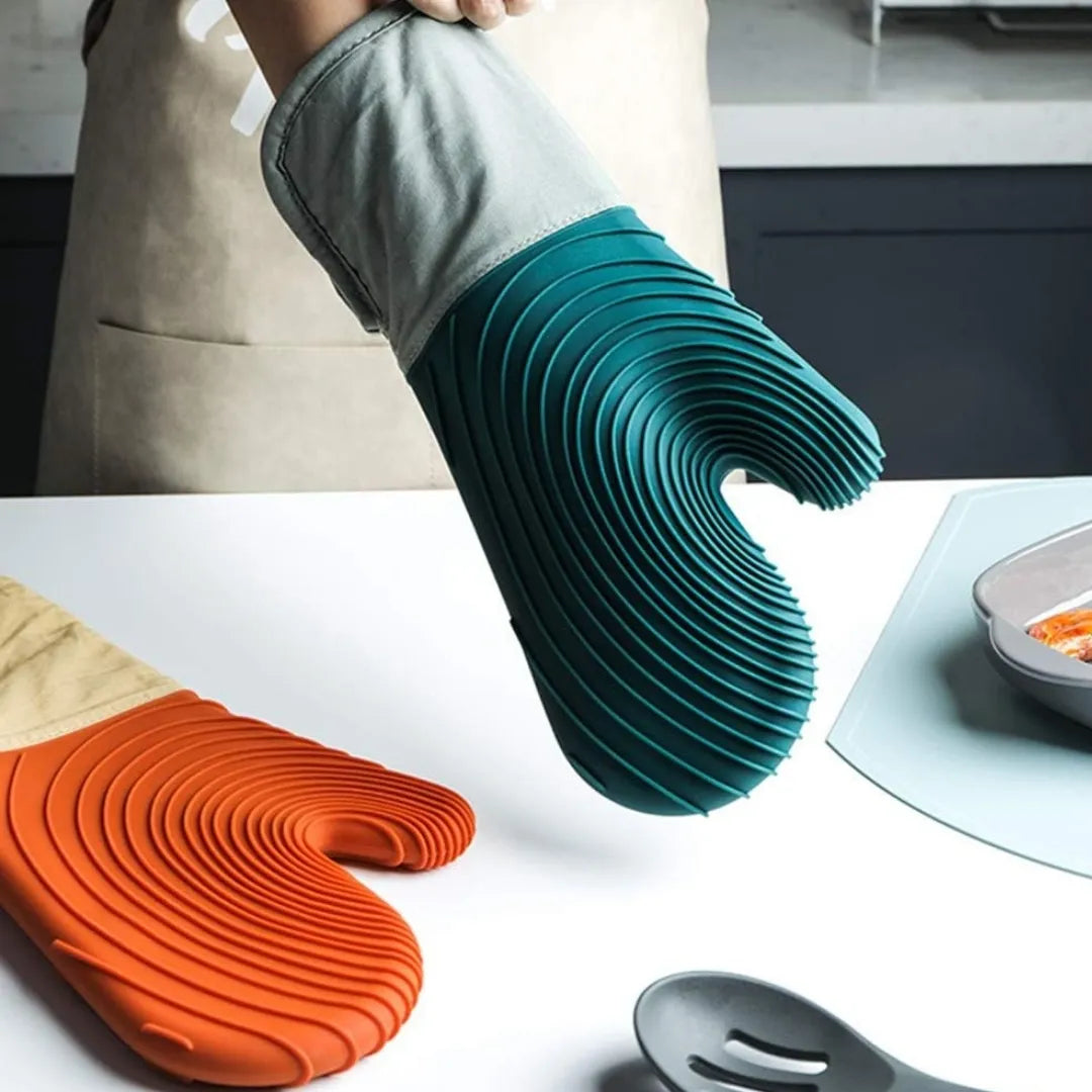 Gourmetific™ Oven Mitts