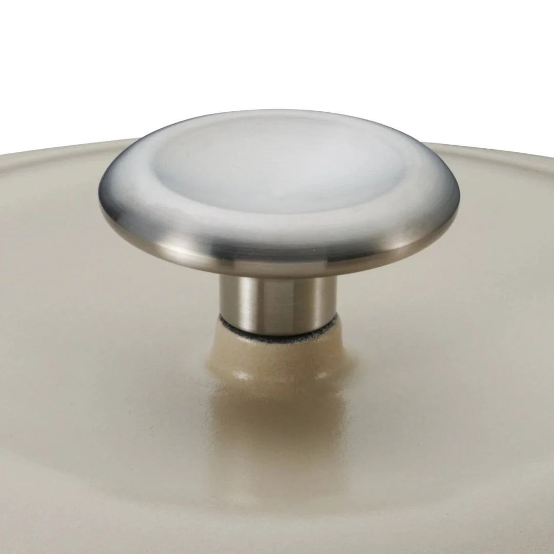 Gourmetific™ Cast Iron Dutch Oven