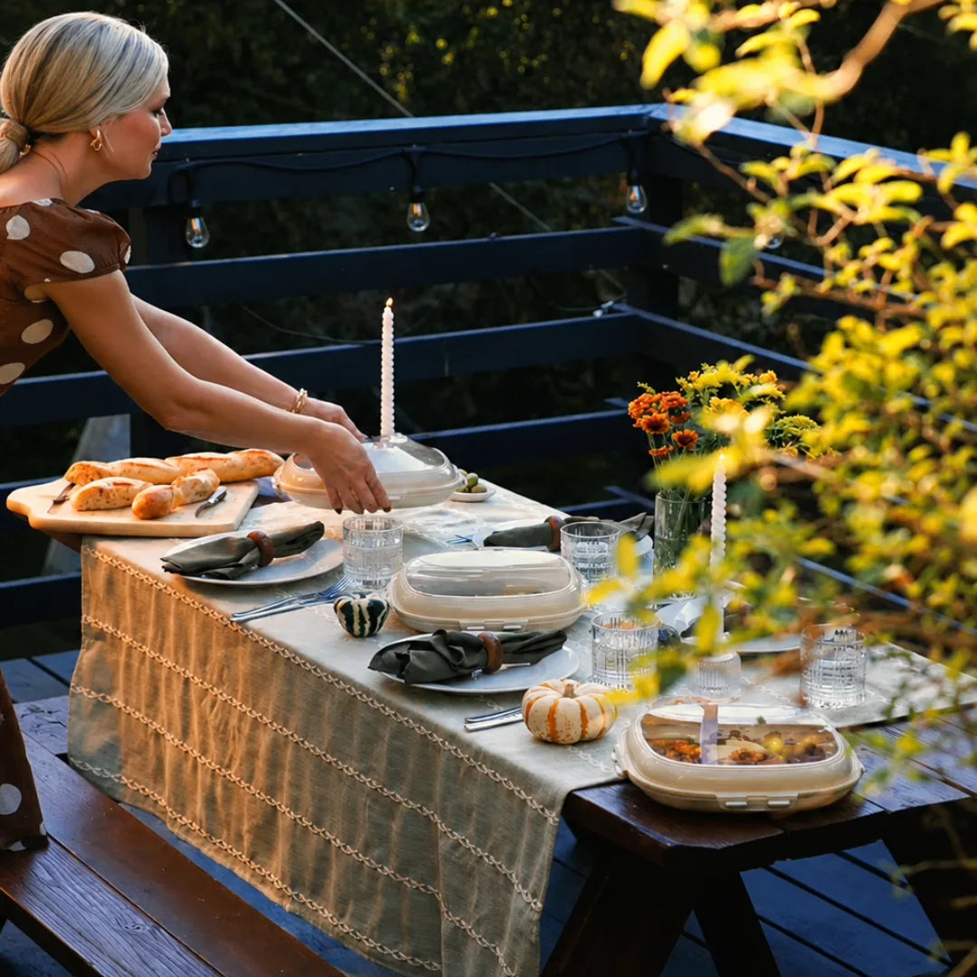 Gourmetific™ Portable Snack Tray