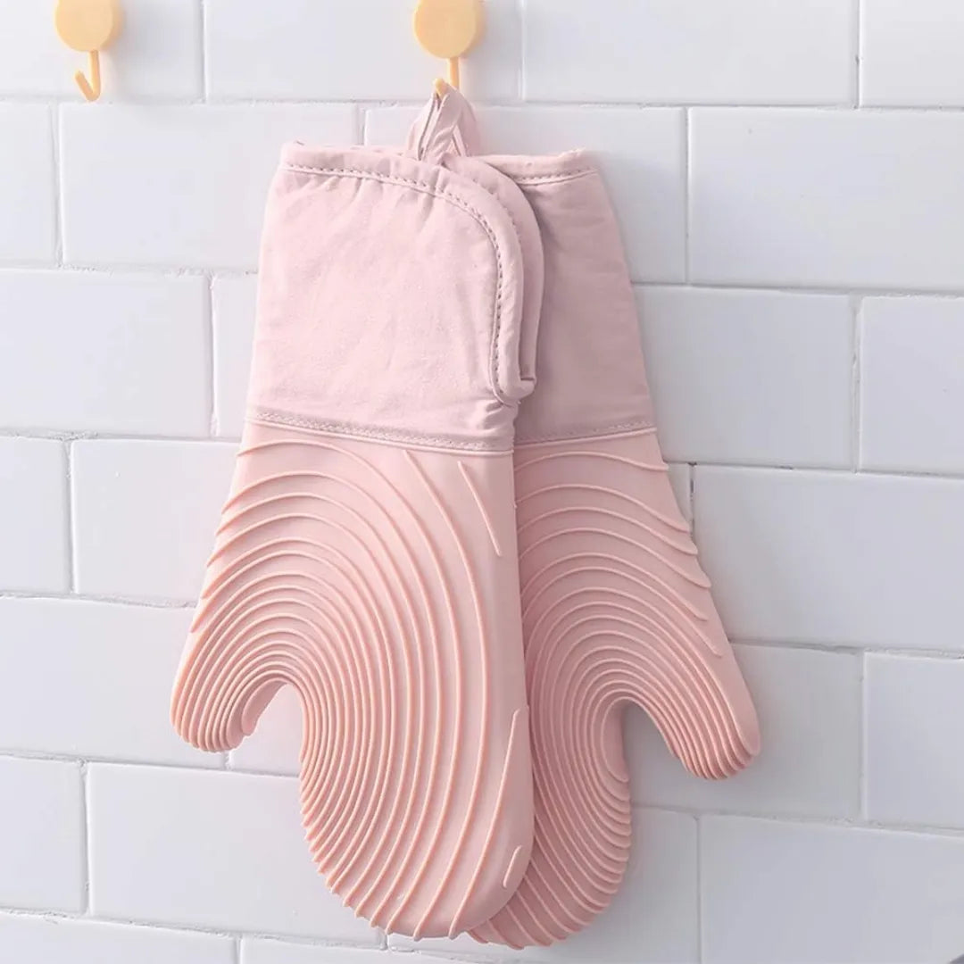 Gourmetific™ Oven Mitts