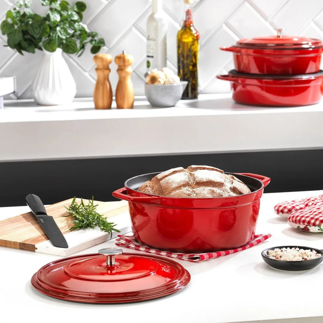 Gourmetific™ Cast Iron Dutch Oven