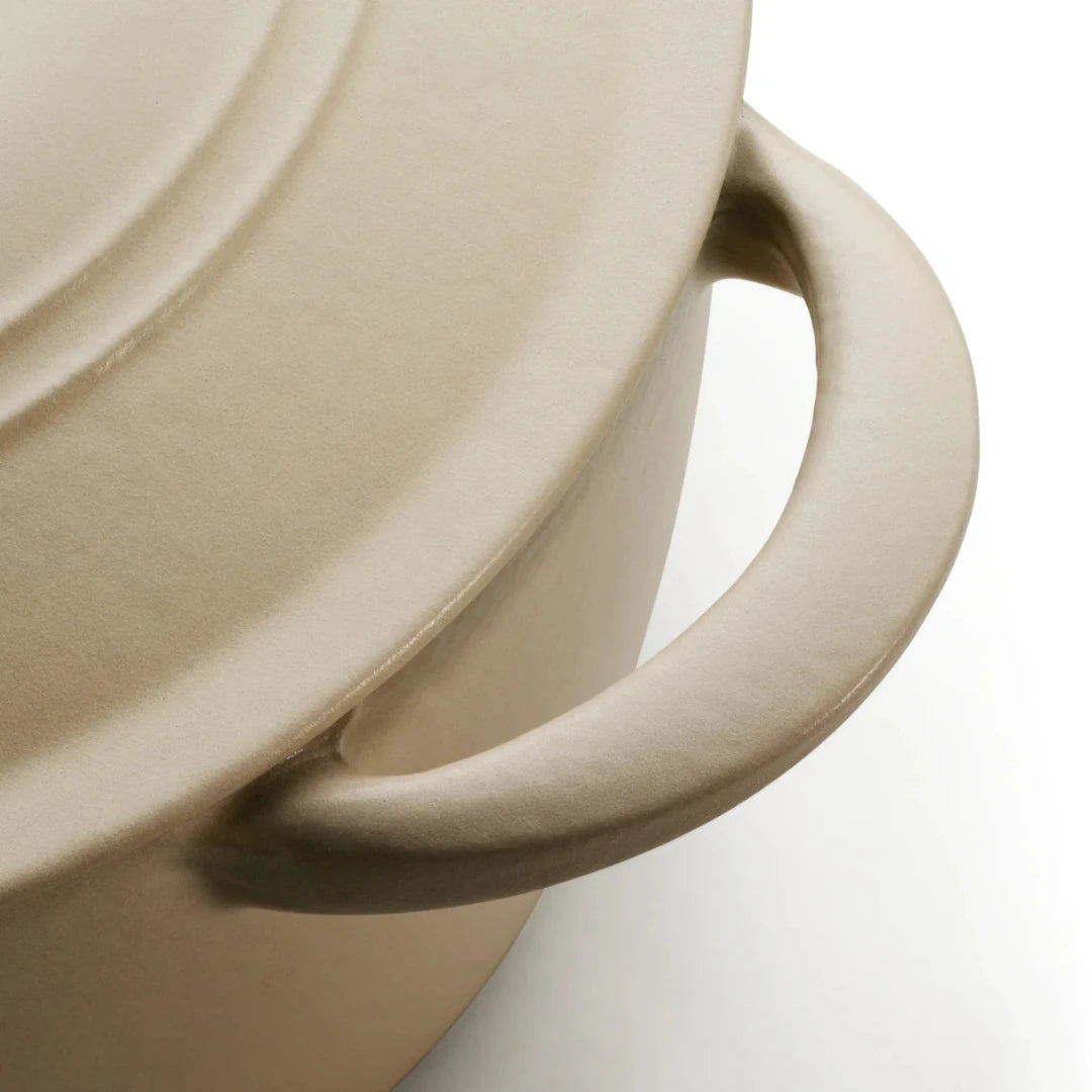 Gourmetific™ Cast Iron Dutch Oven